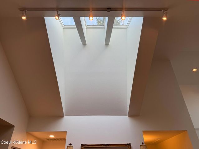 1309 Westwood Ln, Sandpoint, ID 83864