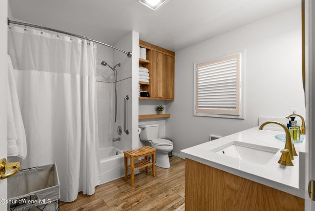 1309 Westwood Ln, Sandpoint, ID 83864