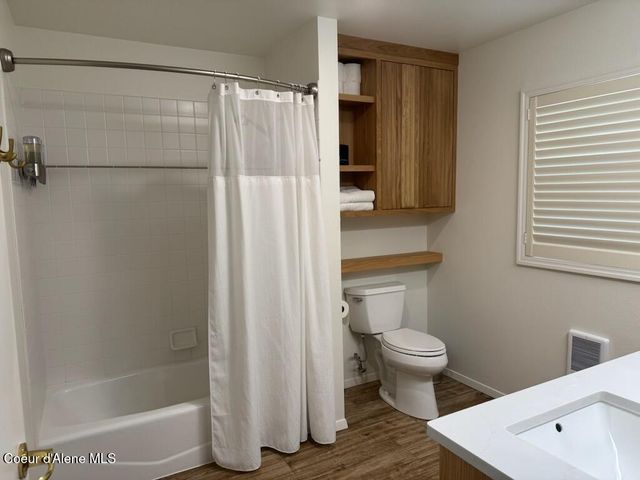 1309 Westwood Ln, Sandpoint, ID 83864