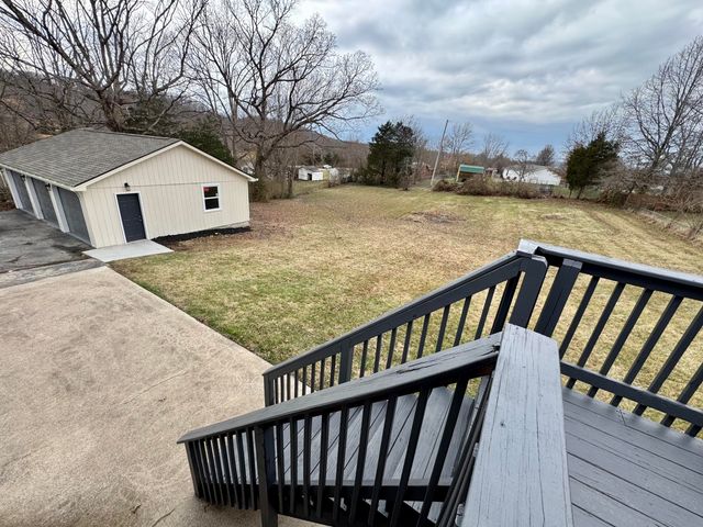 813 Bratcher Lane, Berea, KY 40403