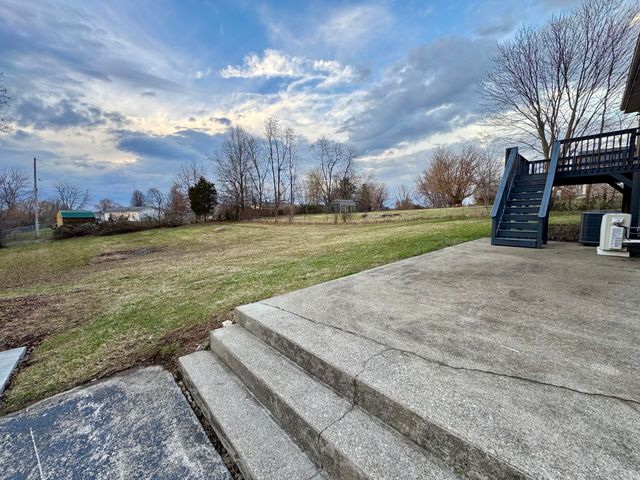 813 Bratcher Lane, Berea, KY 40403