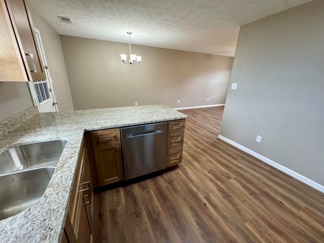 813 Bratcher Lane, Berea, KY 40403