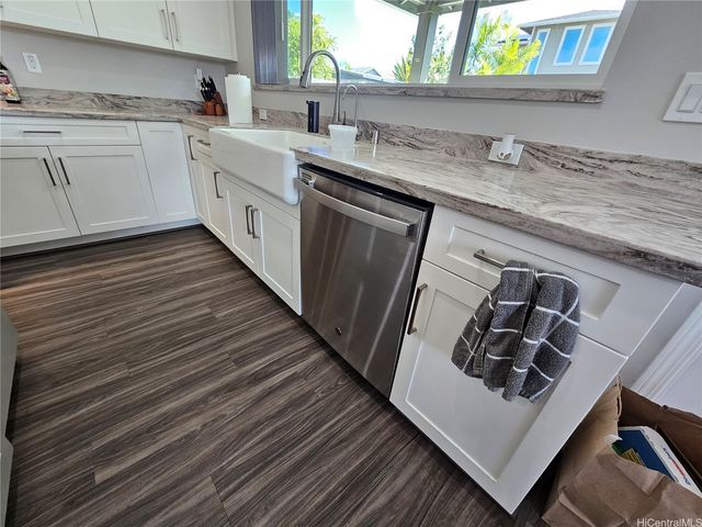 91-5408 Kapolei Parkway 16, Kapolei, HI 96707