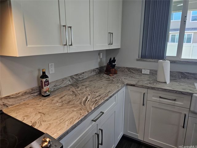 91-5408 Kapolei Parkway 16, Kapolei, HI 96707