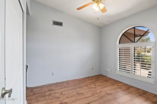 9443 E LAWNDALE Place, Sun Lakes, AZ 85248