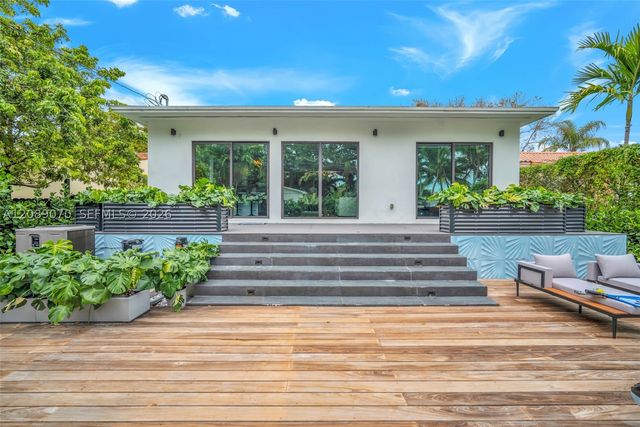 1430 SW 18th St, Miami, FL 33145
