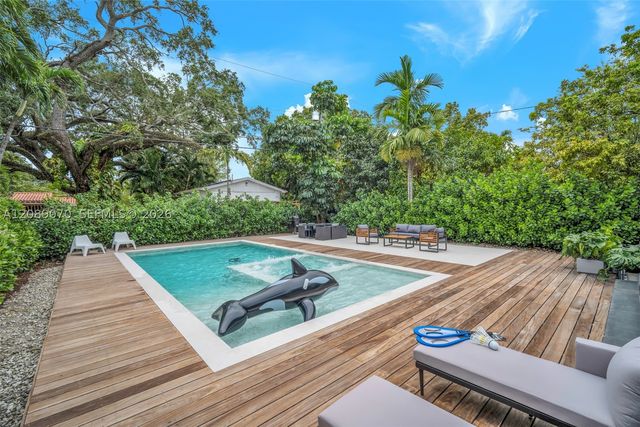 1430 SW 18th St, Miami, FL 33145