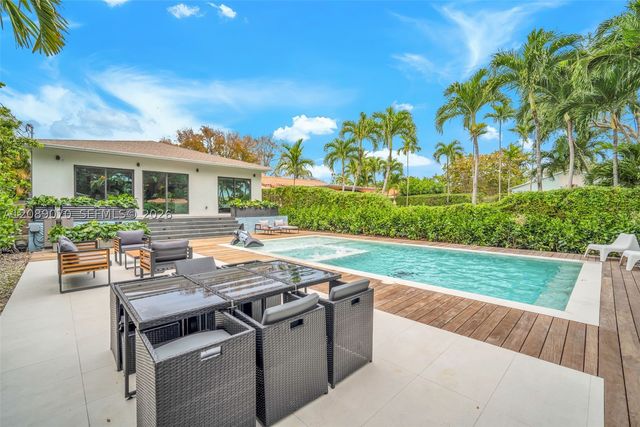 1430 SW 18th St, Miami, FL 33145