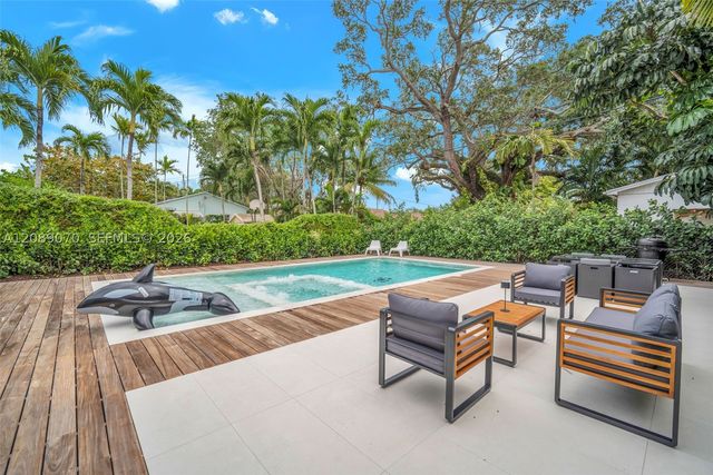 1430 SW 18th St, Miami, FL 33145