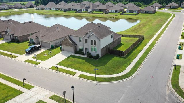 21445 W Grove Dr, Zachary, LA 70791