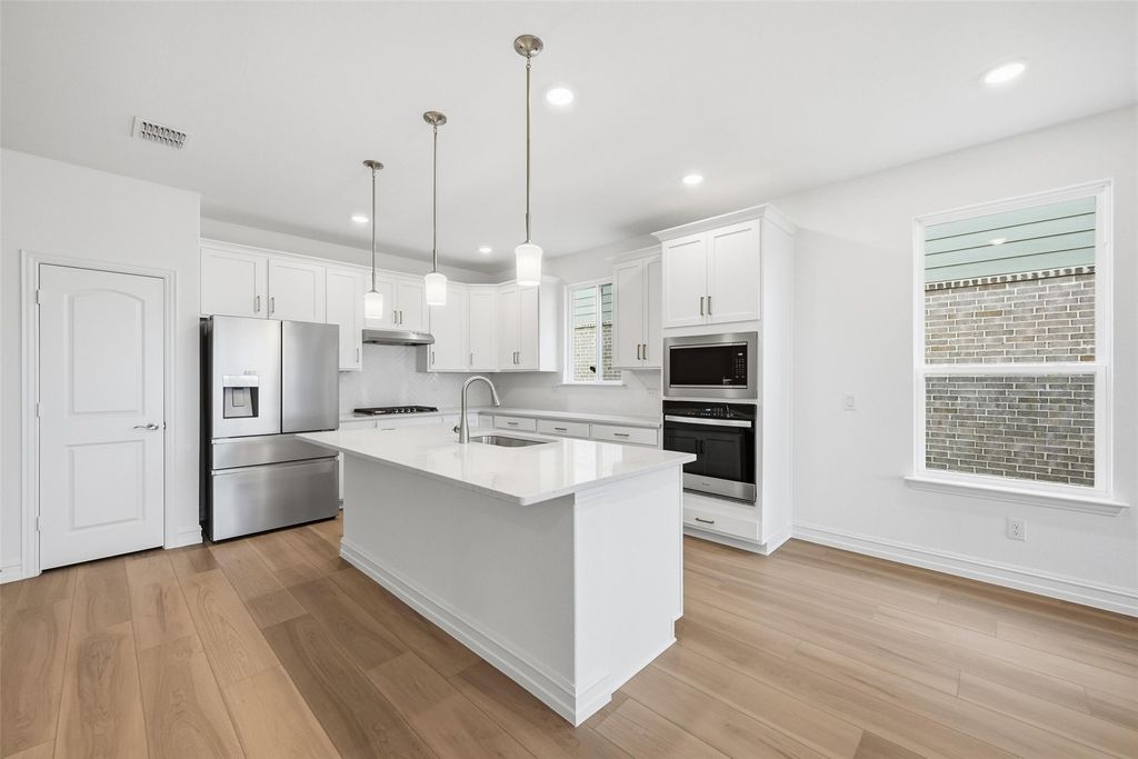 14518 Lovelace Street, Pilot Point, TX 75009