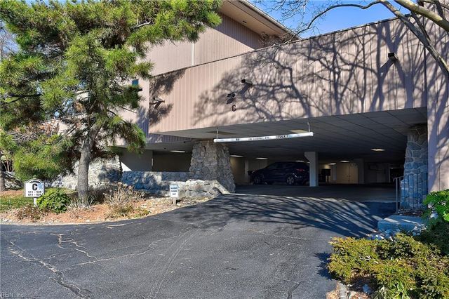 700 Oriole Dr Apt 514, Virginia Beach, VA 23451