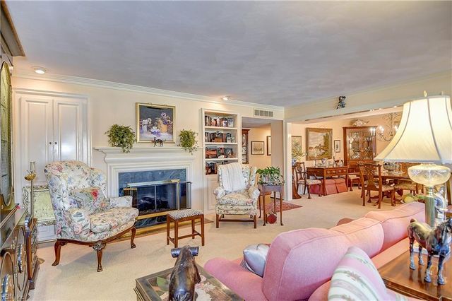 700 Oriole Dr Apt 514, Virginia Beach, VA 23451