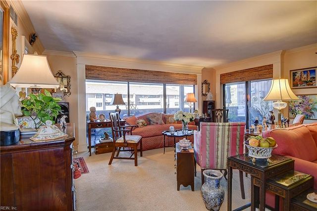 700 Oriole Dr Apt 514, Virginia Beach, VA 23451