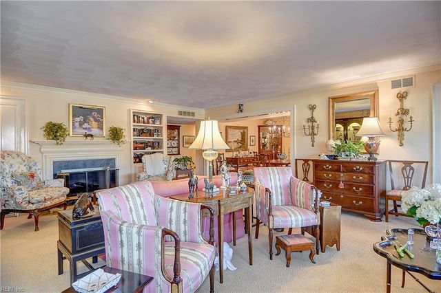 700 Oriole Dr Apt 514, Virginia Beach, VA 23451