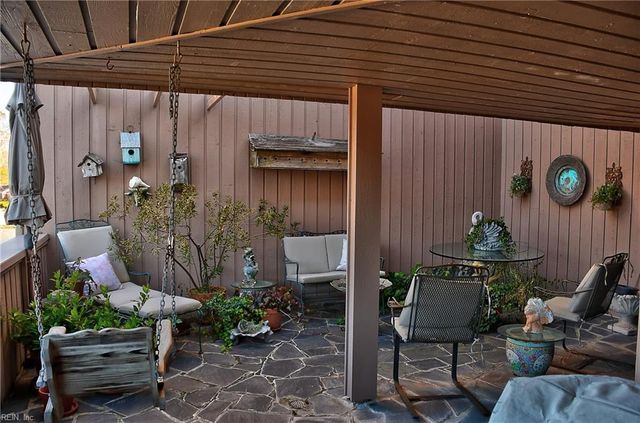 700 Oriole Dr Apt 514, Virginia Beach, VA 23451