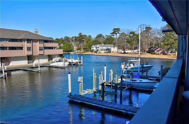 700 Oriole Dr Apt 514, Virginia Beach, VA 23451