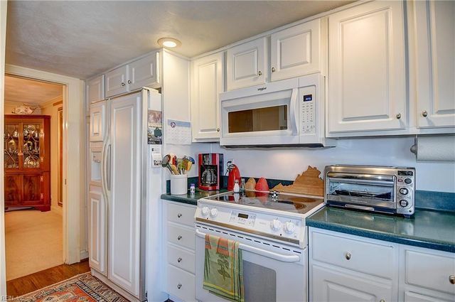 700 Oriole Dr Apt 514, Virginia Beach, VA 23451