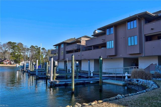 700 Oriole Dr Apt 514, Virginia Beach, VA 23451