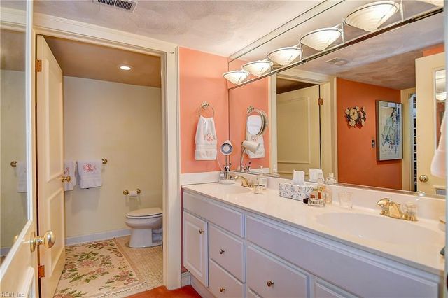 700 Oriole Dr Apt 514, Virginia Beach, VA 23451