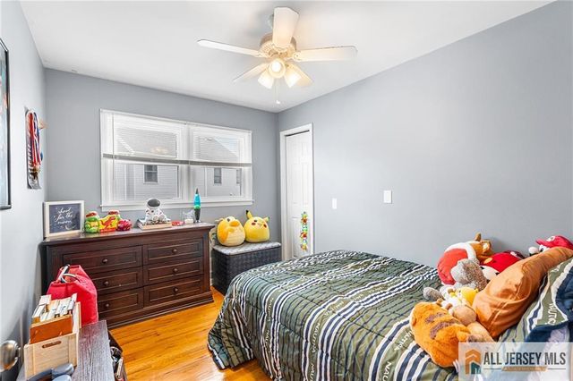 7 Wilton Avenue, Middlesex, NJ 08846