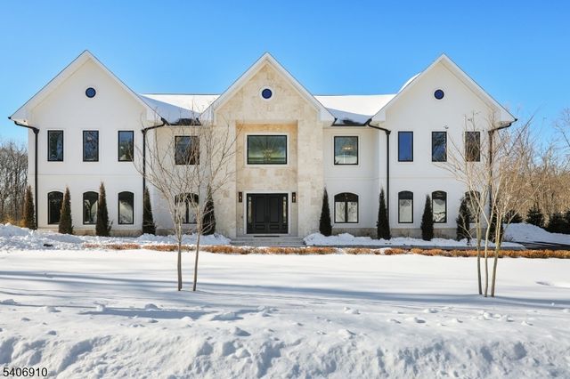 39 Westmount Dr, Livingston Twp., NJ 07039