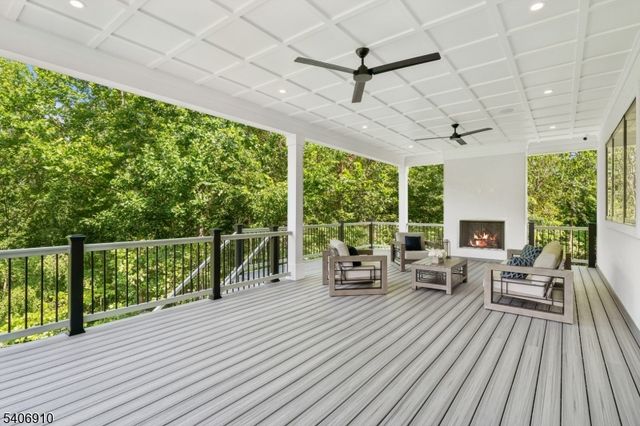 39 Westmount Dr, Livingston Twp., NJ 07039