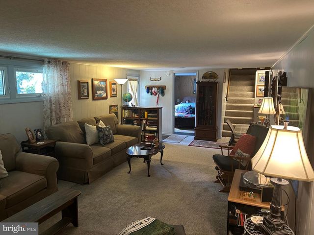 502 BOWMAN AVE, Lewisberry, PA 17339