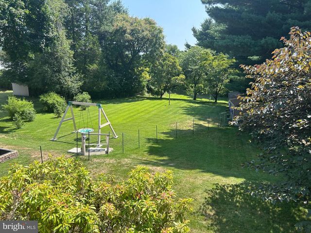 502 BOWMAN AVE, Lewisberry, PA 17339