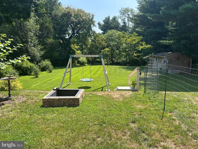 502 BOWMAN AVE, Lewisberry, PA 17339