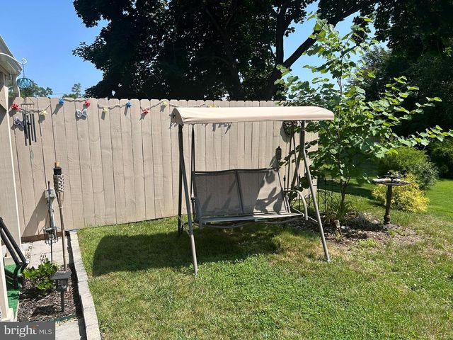 502 BOWMAN AVE, Lewisberry, PA 17339