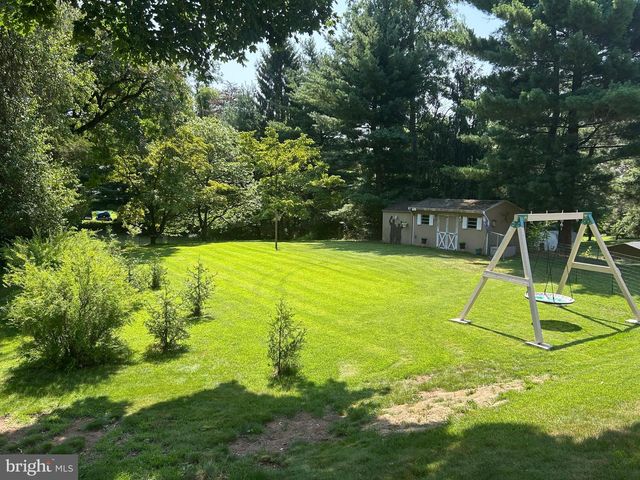 502 BOWMAN AVE, Lewisberry, PA 17339