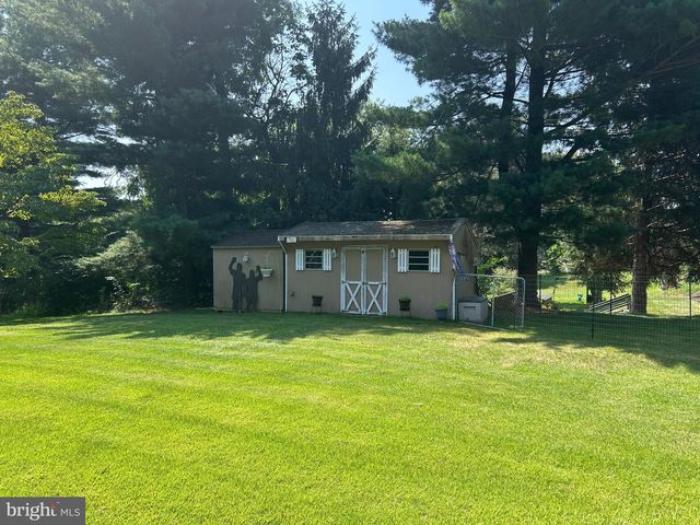 502 BOWMAN AVE, Lewisberry, PA 17339