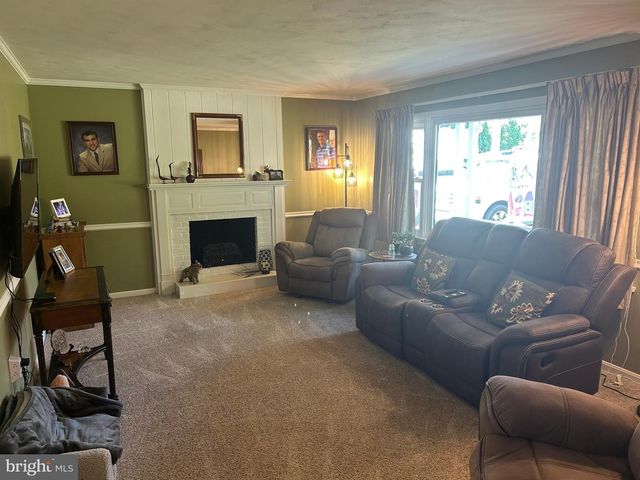 502 BOWMAN AVE, Lewisberry, PA 17339