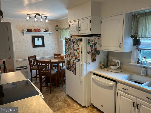 502 BOWMAN AVE, Lewisberry, PA 17339
