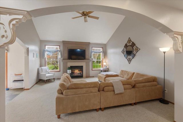 1730 CINNABAR WAY, Belleville, WI 54311