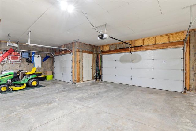 1730 CINNABAR WAY, Belleville, WI 54311