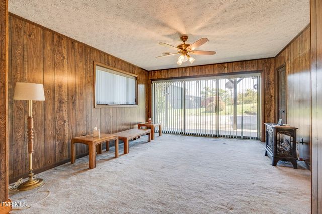 963 Big Ridge Road, Kingsport, TN 37660