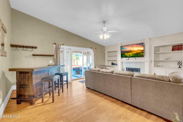 6531 Brooke Ridge Circle, El Paso, TX 79912