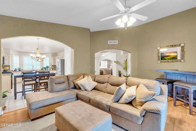 6531 Brooke Ridge Circle, El Paso, TX 79912