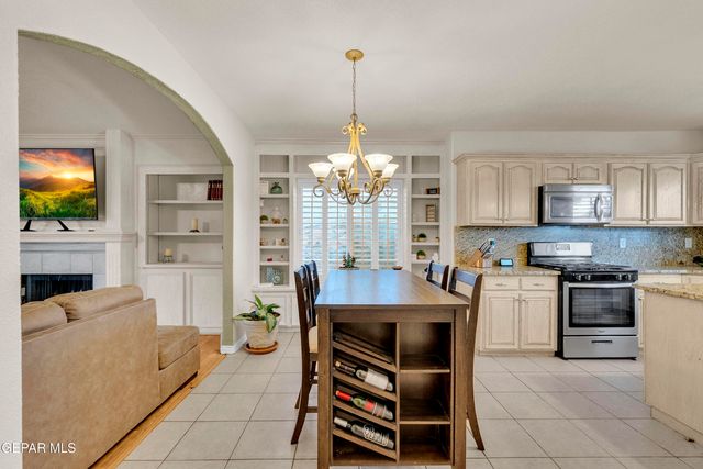 6531 Brooke Ridge Circle, El Paso, TX 79912