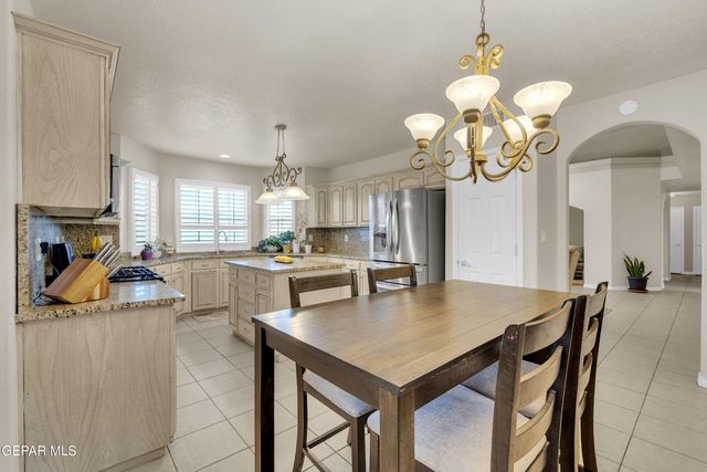 6531 Brooke Ridge Circle, El Paso, TX 79912