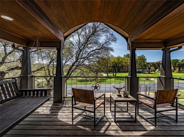 11 Treehaven LN, The Hills, TX 78738