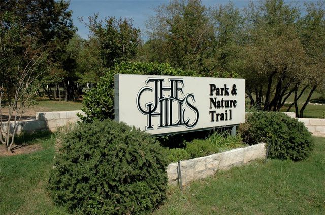 11 Treehaven LN, The Hills, TX 78738