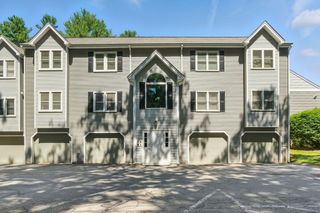 84 Tennis Plaza Rd 37, Dracut, MA 01826