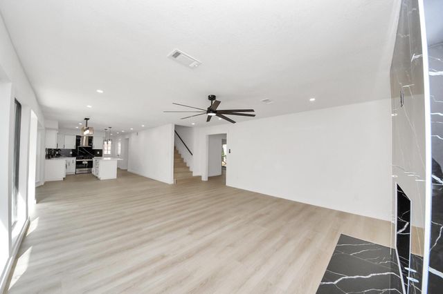 13335 Balmore Circle, Houston, TX 77069