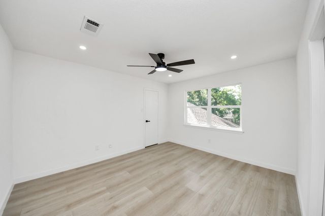 13335 Balmore Circle, Houston, TX 77069