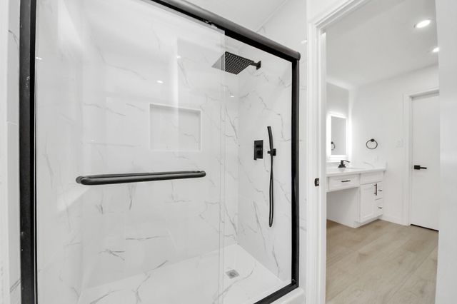 13335 Balmore Circle, Houston, TX 77069