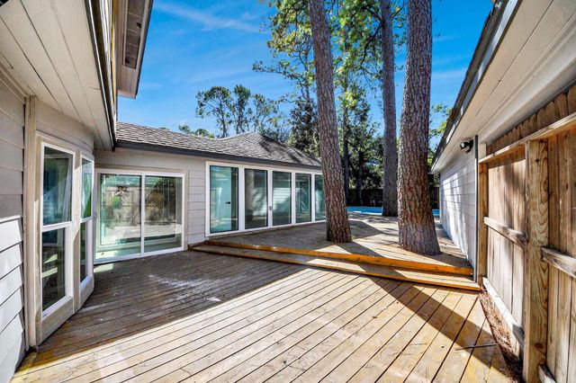 13335 Balmore Circle, Houston, TX 77069