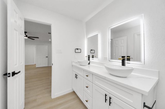 13335 Balmore Circle, Houston, TX 77069